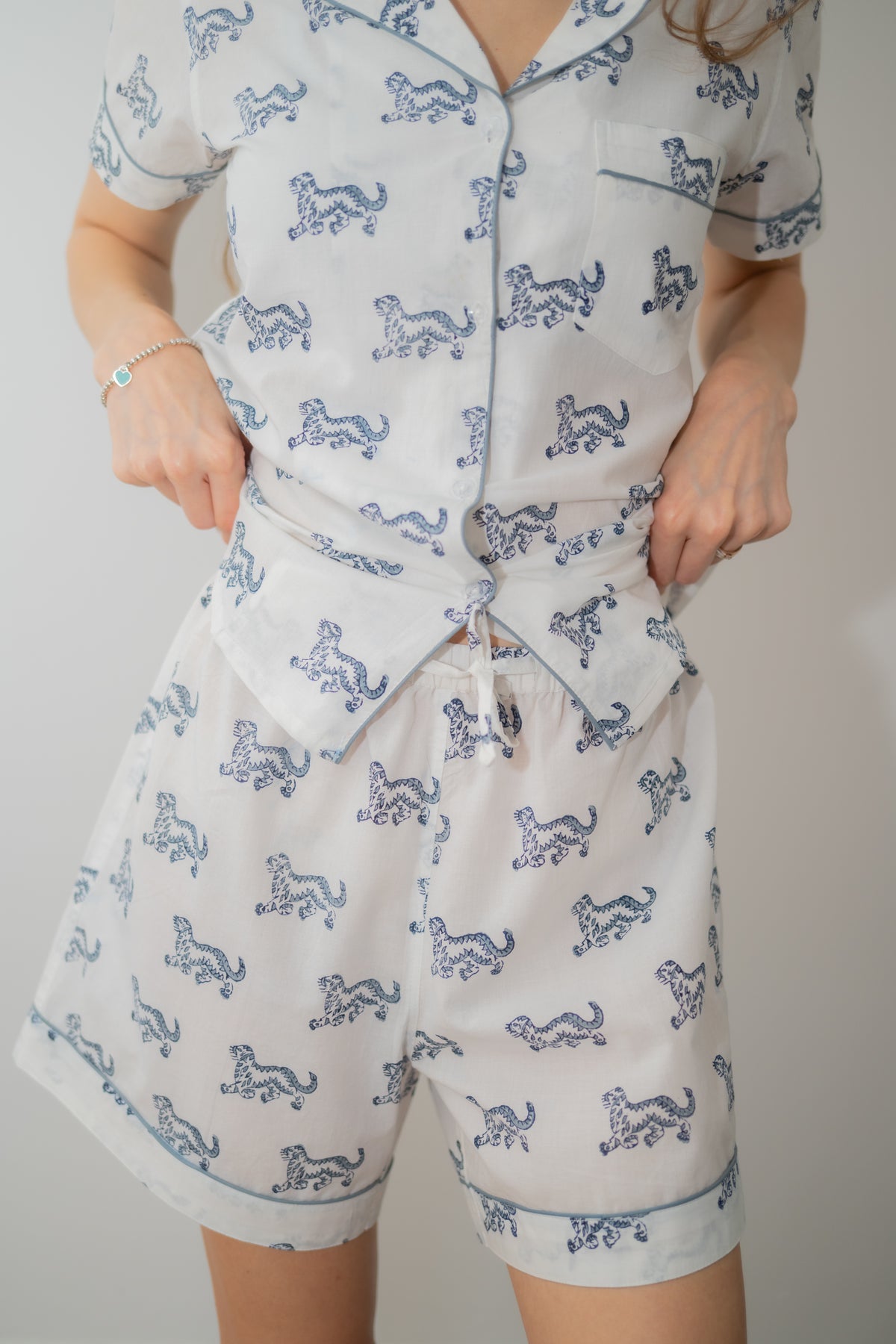 Short Pajama Sets - Blue/Gray Dancing Tiger